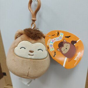 Squishmallow clip Wade